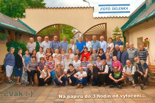 013-sraz-skupina-tisk-papir-hodina-zamberk-foto-sklenka.jpg